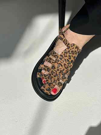 Olli Босоніжки жіночі леопардові OLLI Л-18-0110 літні / Замшеві босоніжки із закритим носком р. Коломыя