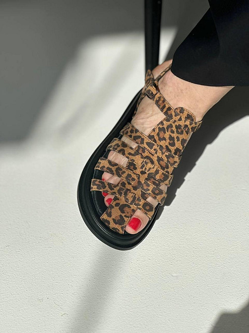 Olli Босоніжки жіночі леопардові OLLI Л-18-0110 літні / Замшеві босоніжки із закритим носком р. Коломыя - изображение 2