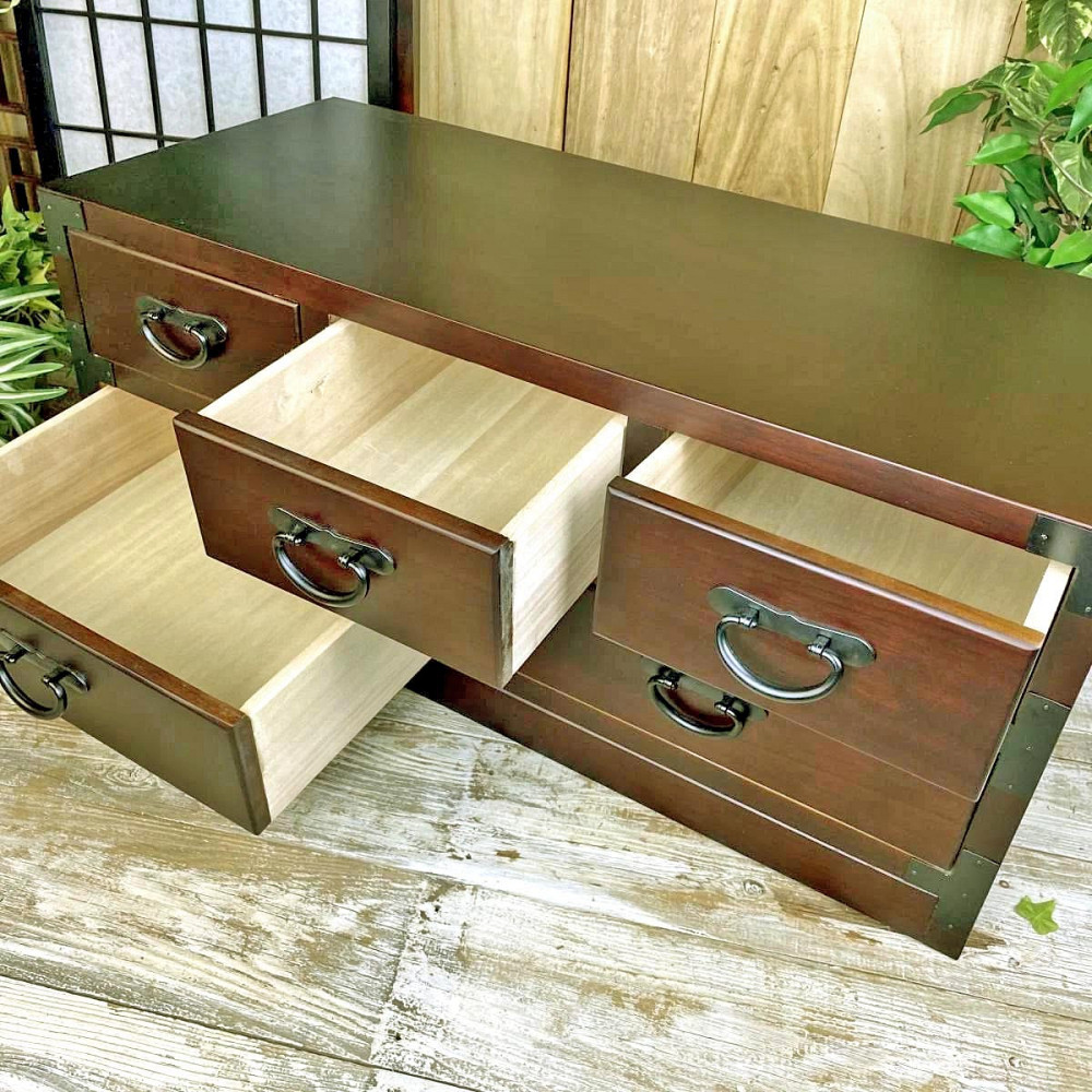 Комод тансу 