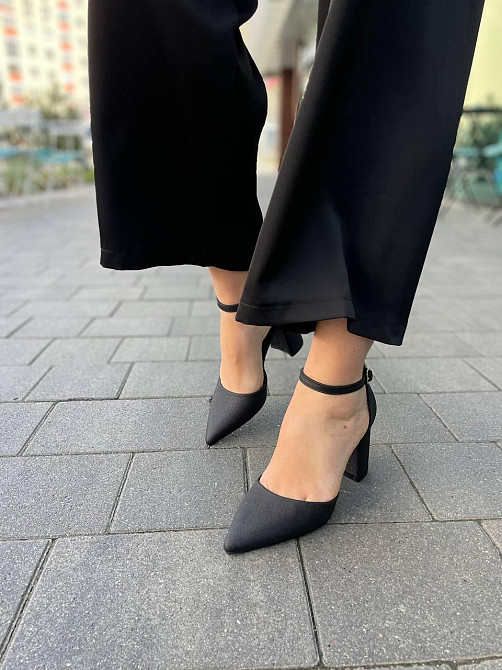 Seastar Чорні босоніжки літні жіночі на підборах із закритим носком, з еко-шкіри з напиленням S Коломия - фото 13