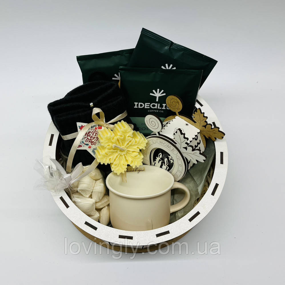 Новорічний подарунок для чоловіка чи жінки — набір з кавою, свічкою та чашкою у дерев’яній коробці Ірпінь - фото 5