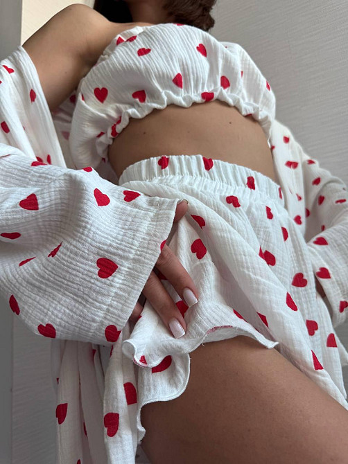 Жіночий ніжний домашній костюм-трійка: халат топ і шорти із сердечками муслін 100% бавовна Білий 2 Одеса - фото 5