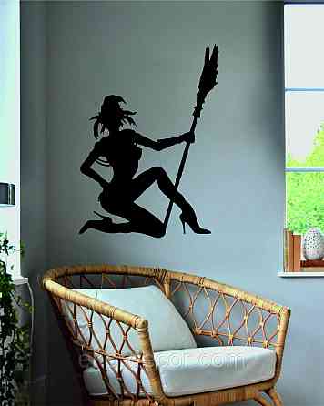 Декоративное настенное Панно «Девушка с метлой», Декор на стену 70*50 см, Черный Киев