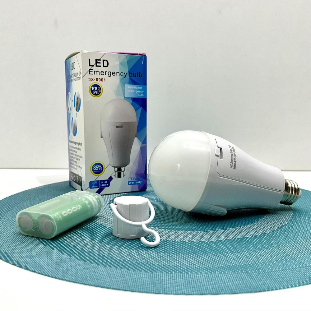 Лампочка з акумулятором 15W 2 акум 18650 холодне світло (C 68522) Чернигов - изображение 1