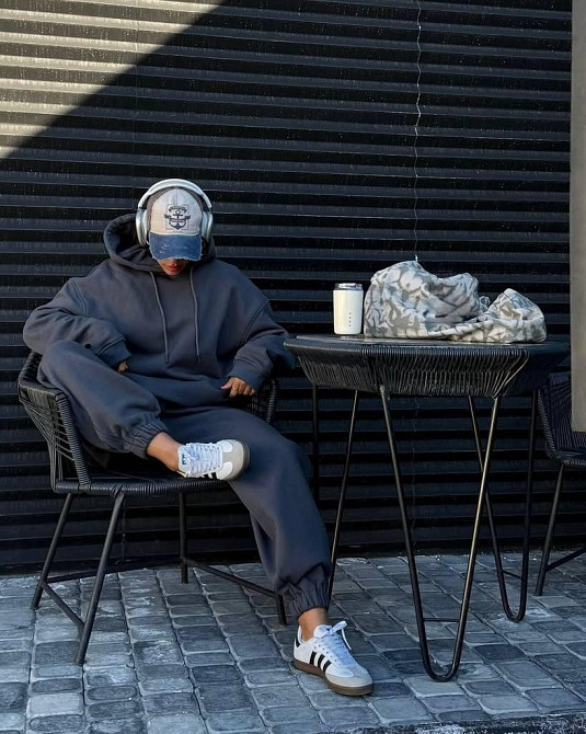 Жіночий повсякденний стильний костюм із якісної тринитки на флісі Графіт Одеса - фото 2