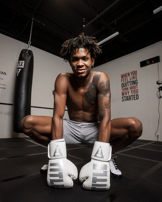 Боксерські рукавиці TITLE Boxing Inferno Intensity Elastic White 18 oz (капа в комплекті) Кам'янське - фото 9