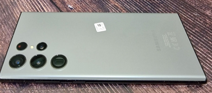 Смартфон: Samsung S22 Ultra 12/512Gb. Graphite . Киев - изображение 3