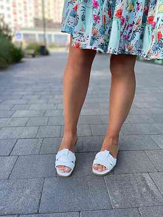 Jasmine Легкі шльопанці жіночі класичні з відкритим носком літні, натуральна шкіра Jasmine 405 Коломыя