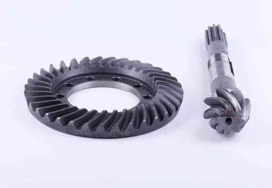 Головна пара заднього моста (шестерня ведена Z-8/10 + шестерня ведуча Z-35) ДонгФенг Мукачево