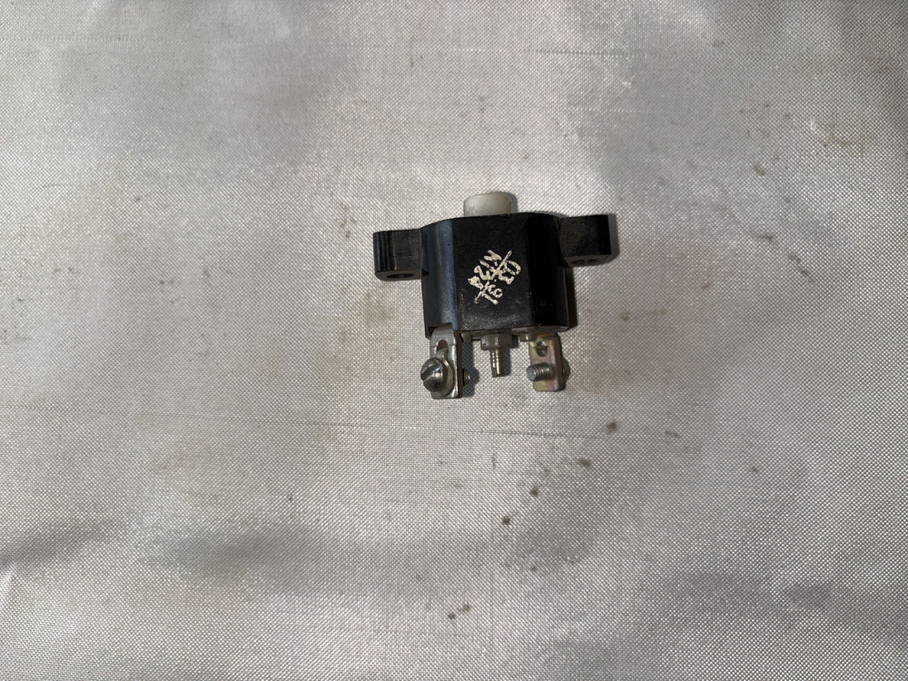 Предохранитель тепловой (термобиметаллический) 15А. ПР-315 Харьков - изображение 1