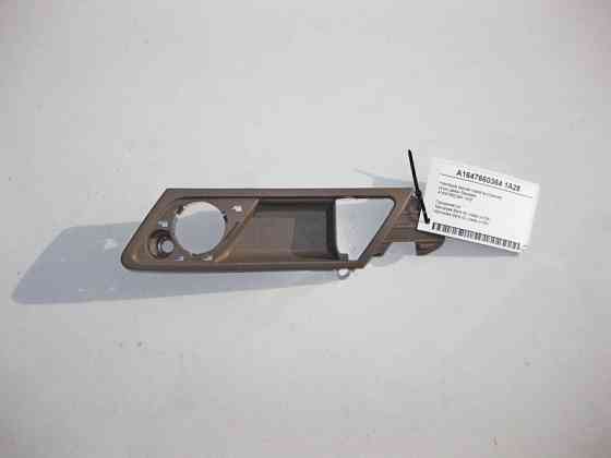 Mercedes-Benz  A1647660364 1A28 Накладка задньої лівої внутрішньої ручки дверей коричнева ML W164 GL X164 Одеса