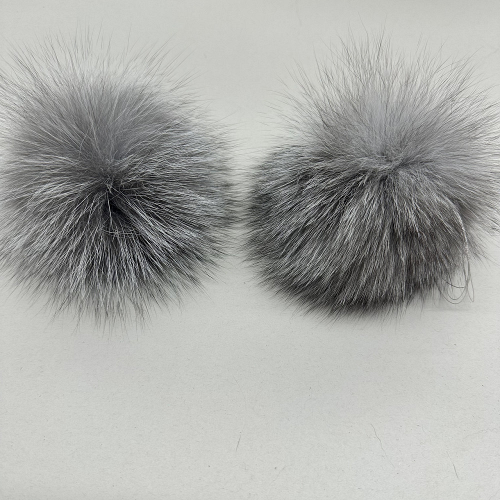 Помпон из натурального меха блюфрост серого 10-12 см Харьков - изображение 6