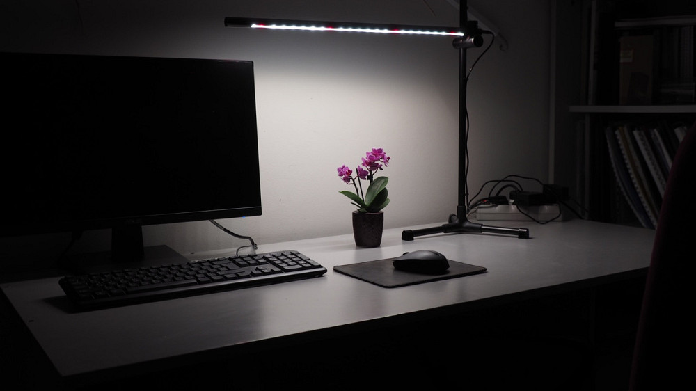 Фітолампа для рослин, квітів, орхідей, розсади, мікрозелені - фітосвітильник повного спектру Vitalio Бориспіль - фото 2