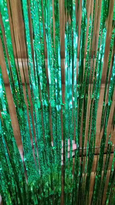 Дождик на фотозону праздничный с голограммой 2 м на 1 м зеленый Киев - изображение 7