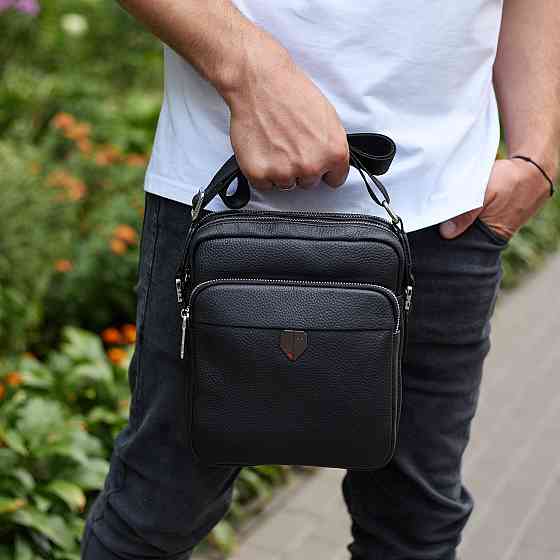 Чоловіча чорна шкіряна сумка на плече Київ