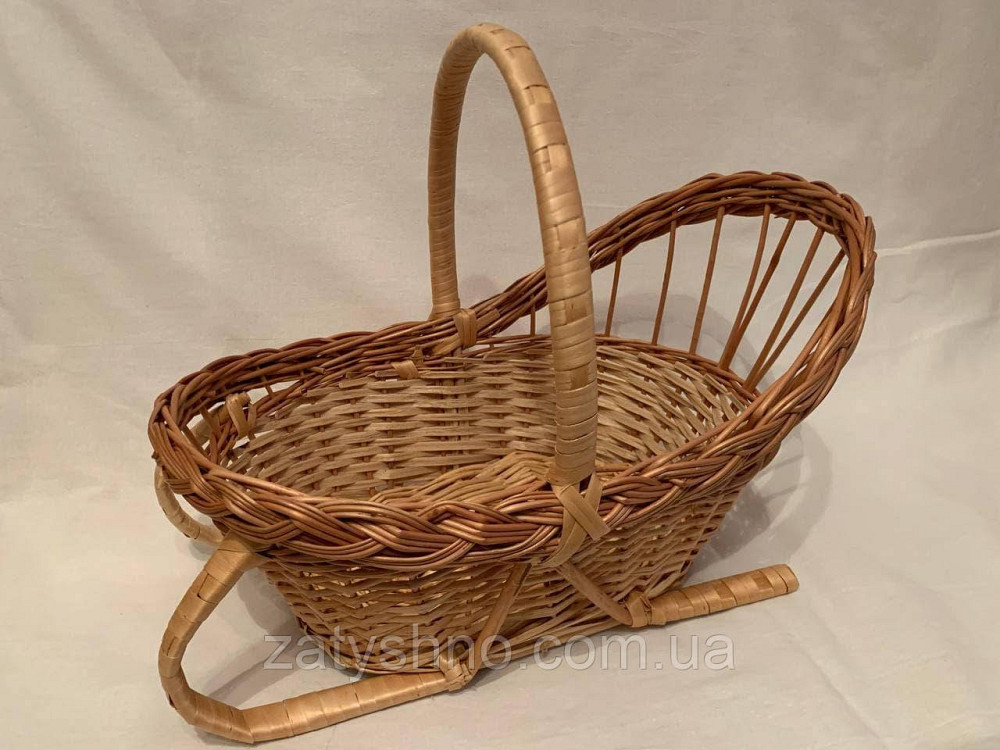 Корзина плетеная в форме санок с ручкой на подарки Киев - изображение 2