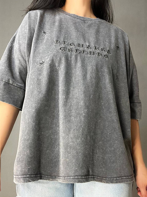 Футболка женская A-N 26028 тай-дай оверсайз с вышивкой, серый, one size Киев - изображение 19