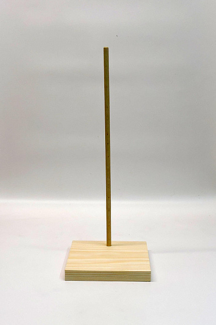 Подставка для кукол 