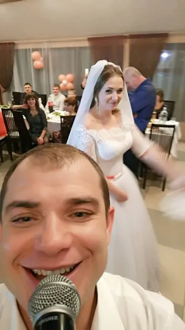 Ведущий на свадьбу, живая музыка, тамада, ди-джей Киев - изображение 1