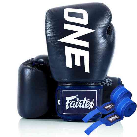 Боксерські рукавиці Fairtex BGV1-ONE (натуральна шкіра) Blue 10 унцій (бинти в комплекті) Каменское