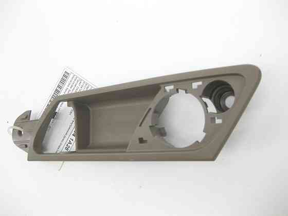 Mercedes-Benz  A1647660764 1A28 Накладка коричнева на внутрішній ручці відкриття задніх лівих дверей ML W164 GL X164 Одеса