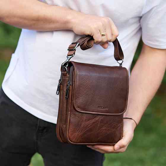 Мужская барсетка Tiding Bag с клапаном через плечо (24 х 20 х 6 см) с гладкой кожи (Коричневый) Винница