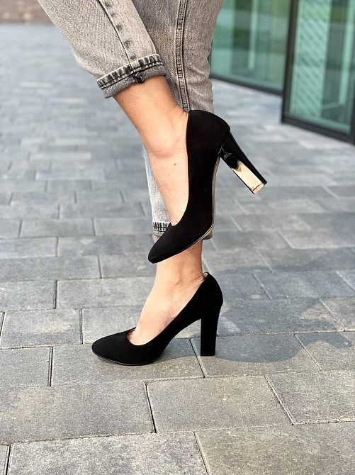 Туфлі жіночі D and V чорні замша натуральна висота каблука 9 см (2247) Коломия - фото 4
