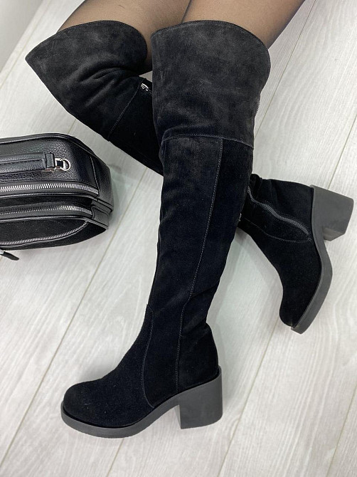 Чоботи жіночі LaDi чорні замша натуральна зима висота 51см обхват 34-35см каблук 7см (2352) Коломыя - изображение 2