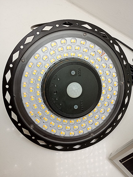 Підвісний світильник на сонячній батареї Vlux-W-005-01 Луцьк - фото 2