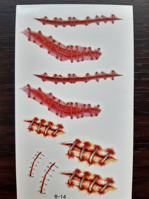 Тимчасова наклейка Halloween 6 на 10 см червоний Київ - фото 1