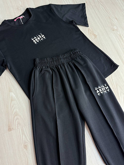 Костюм женский CAPPITONE 101217 оверсайз футболка с брюками с надписью черный, черный, S Киев - изображение 14