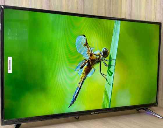 Телевізор: 32" Samsung 4K HDR Дюйма Smart TV, WiFi, Android 13. Харків