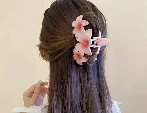 Заколка-крабик цветок 9 см Персиковый Смела