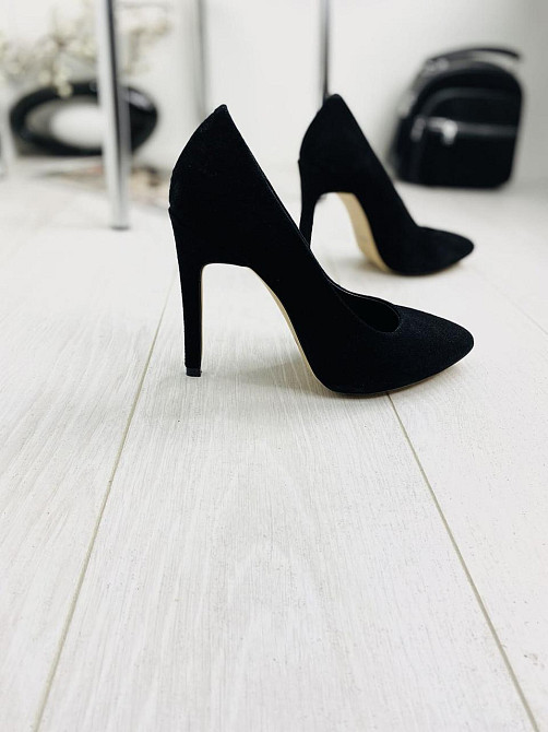 Nivelle Туфлі жіночі NIVELLE чорні натуральна замша 37р. каблук 11см (1740/10502-10512) Коломия - фото 2