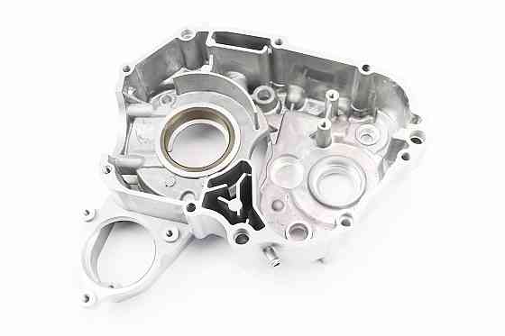 Картер лівий (під вал 28мм) Киев