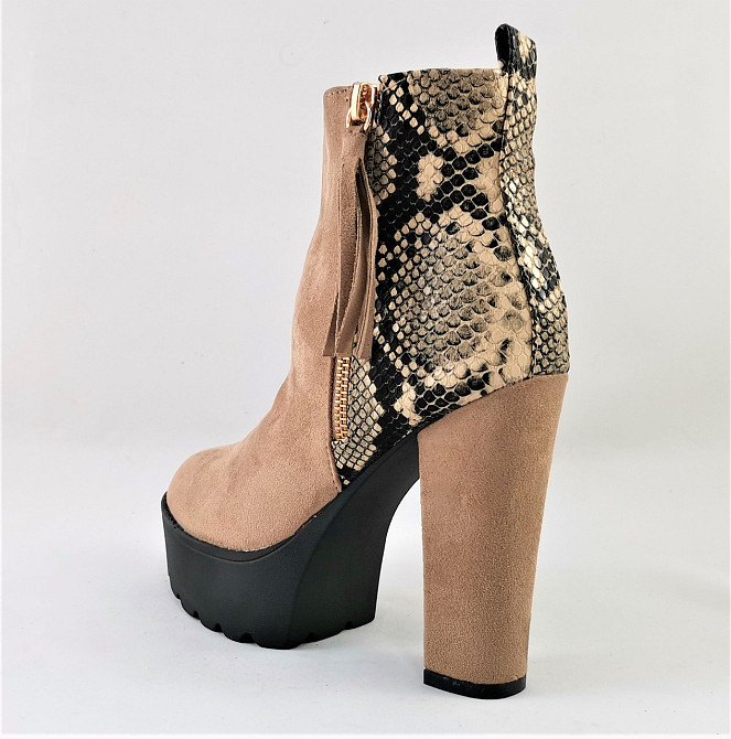 Жіночі Черевики Бежеві на Підборах і Платформі Замшеві Ботильйони Модельні (розміри: 38,39) - 24 Дніпро - фото 5