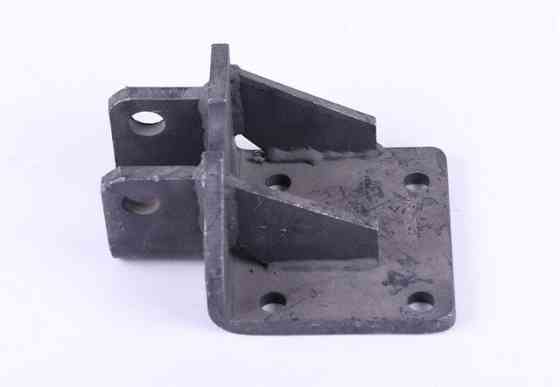 Кронштейн тяги обмежувальної лівий Фотон 240 Мукачево