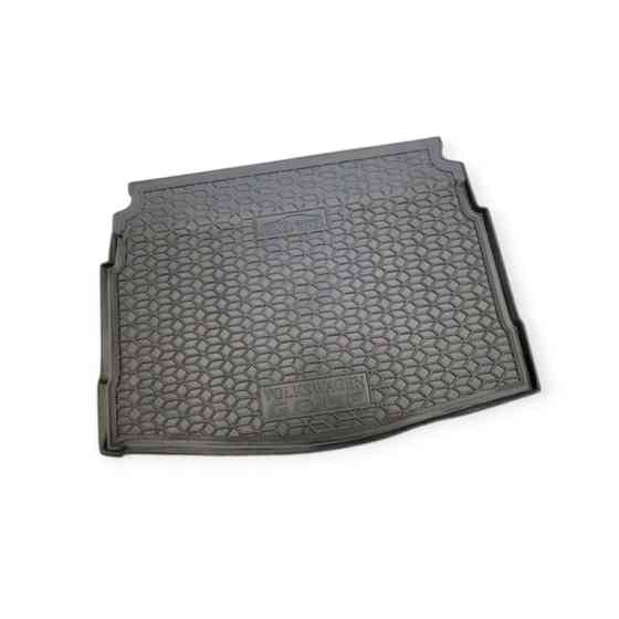 Килимок VW Гольф 8 2020-> нижня полиця багажника Мукачево