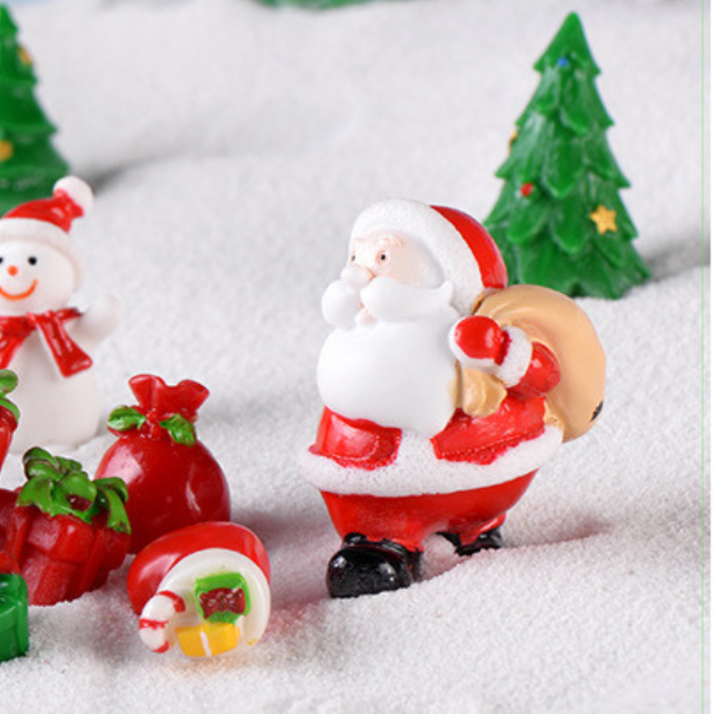 Новорічна мініатюрна фігурка Санта з мішком 4 х 3.1 см. Для мініатюри, міні-саду, флораріуму, декору і творчості Одеса - фото 2