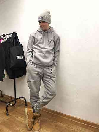 Спортивний костюм унісекс — худі, джогери, шапка зі своїм принтом. Чернівці