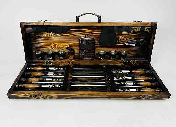 Подарунковий набір шампурів у дерев'яному кейсі МИСЛИВЕЦЬ LUX HAPPY DAYS Тернопіль