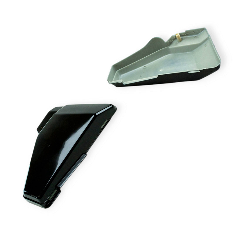 Пластик Альфа черный (пара) бардачка Мукачево - изображение 1