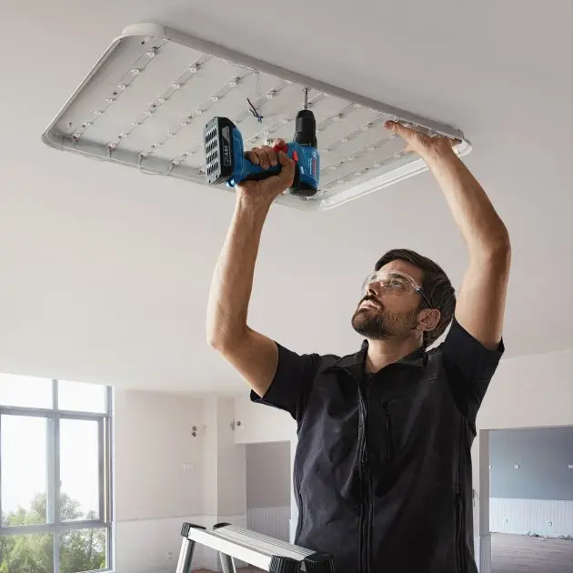 Потужний акумуляторний ударний дриль-шурупокрут Bosch Professional GSB 185-LI із 2 акб GBA 18V 2.0Ah, з/п GAL 18V-20 у кейсі Київ - фото 10