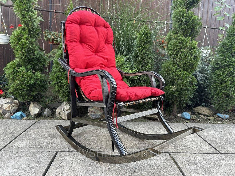 Крісло качалка чорна з червоною накидкою Київ - фото 1