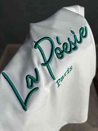 Футболка жіноча A-N 30103 базова з вишивкою La Poésie Paris однотонна, білий, one size Київ