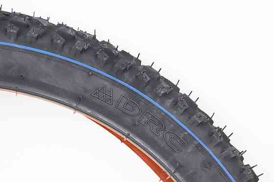 Шина 20"х1,75 (47-406) шипована D517 Киев