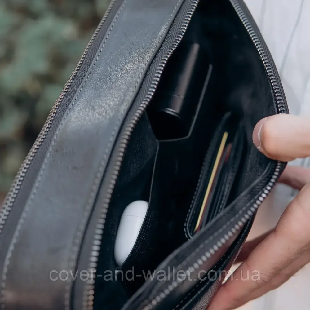 Горизонтальная мужская кожаная сумка кросс-боди черного цвета среднего размера Grande Pelle Киев - изображение 5