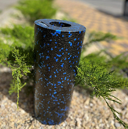 Масажний ролик (роллер) гладкий PowerPlay PP-4347 EPP Foam Roller Чорно/Синій (33x14см.) Каменское - изображение 4