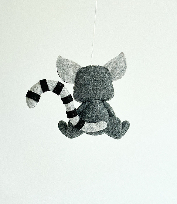 Іграшка з фетру ручної роботи Лемур Київ - фото 2