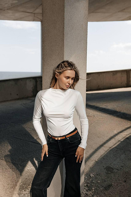 Жіночий базовий боді з драпіруванням мікро дайвінг Молочний, 42/44 Одеса - фото 9